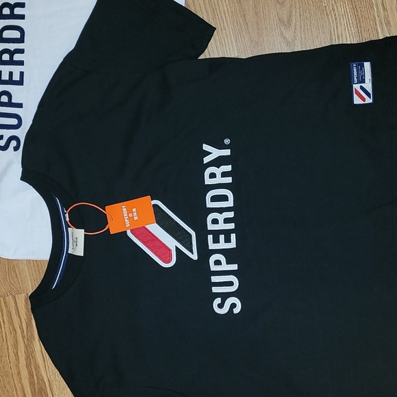 New Superdry Brand Tee set in Black and White size US Large/UK XL - Picture 2 of 7